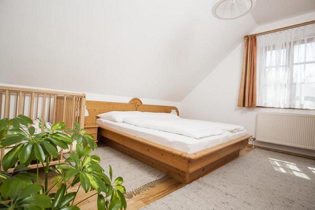Winzerhof - Gaestehaus Stoeger Duernstein Room photo